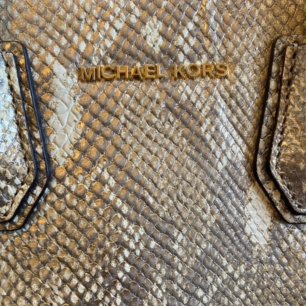 Michael Kors Beige/Gold Python Embossed Leather Small Mercer Tote EUC